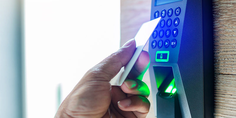 Contrôle d’accès badges, biométrie, interphonie