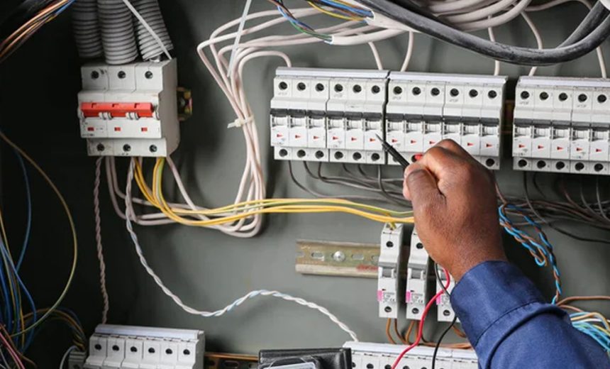 Installation électrique industrielle et tertiaire - tableaux, éclairage